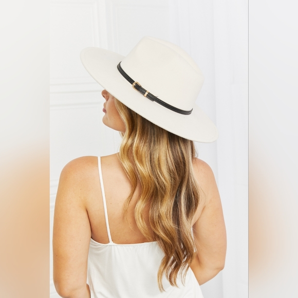 Fame Keep It Classy Fedora Hat - Picture 2 of 8